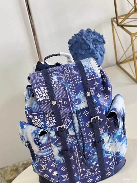 VUITTON LOUIS CHRISTOPHER PM 0225